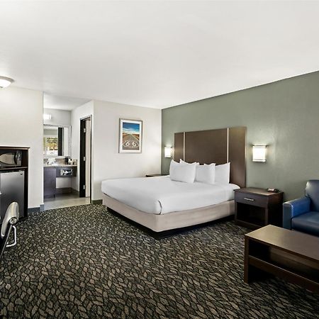 Best Western Desert Villa Inn Barstow Exterior photo