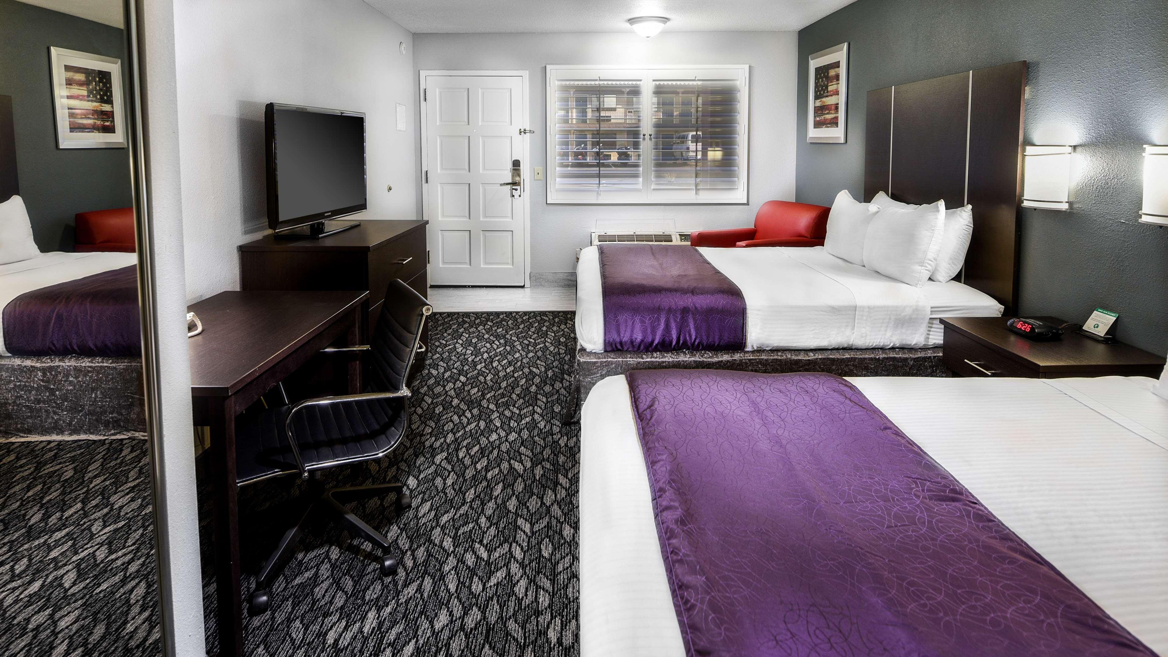 Best Western Desert Villa Inn Barstow Exterior photo