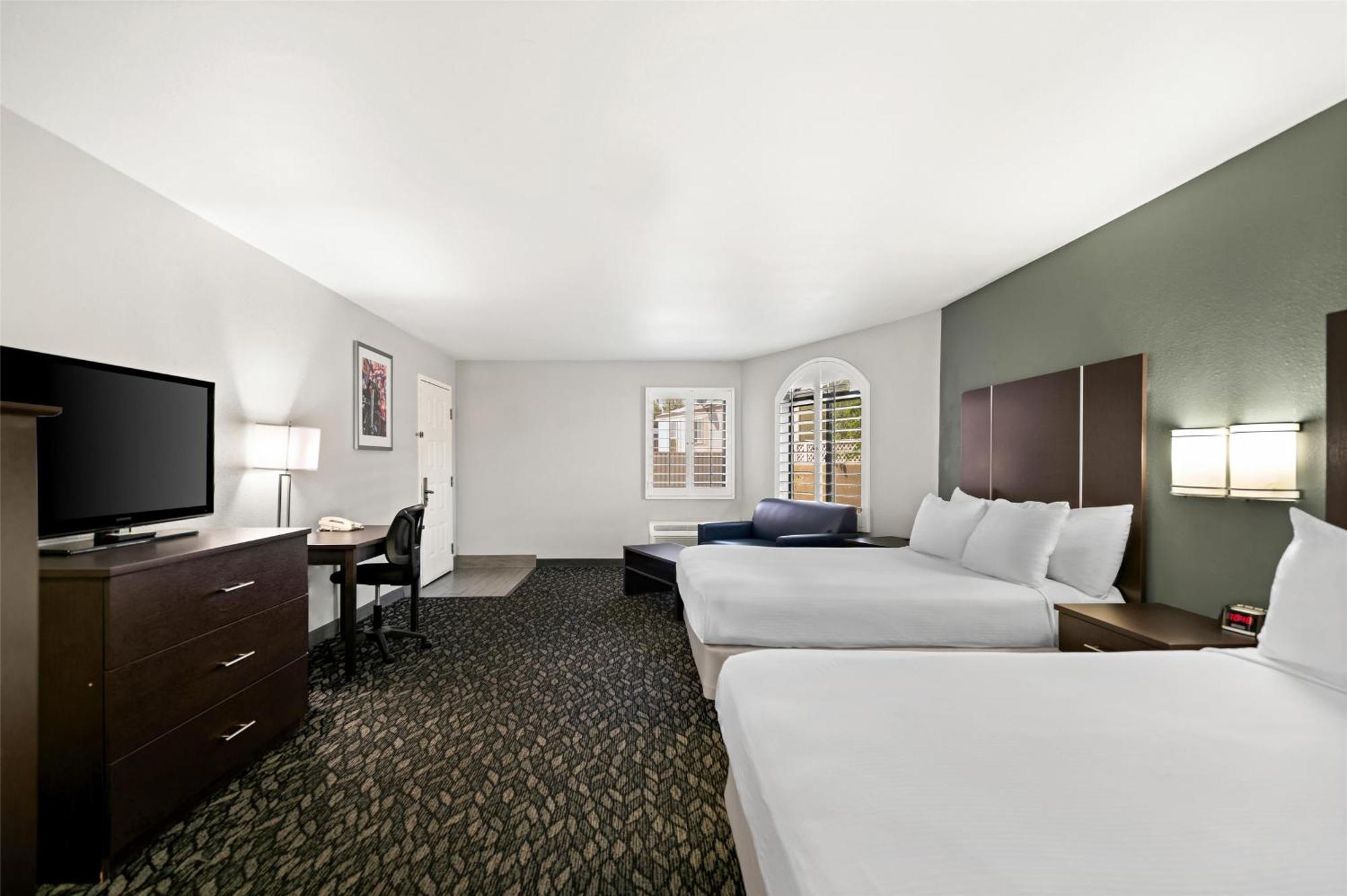 Best Western Desert Villa Inn Barstow Exterior photo