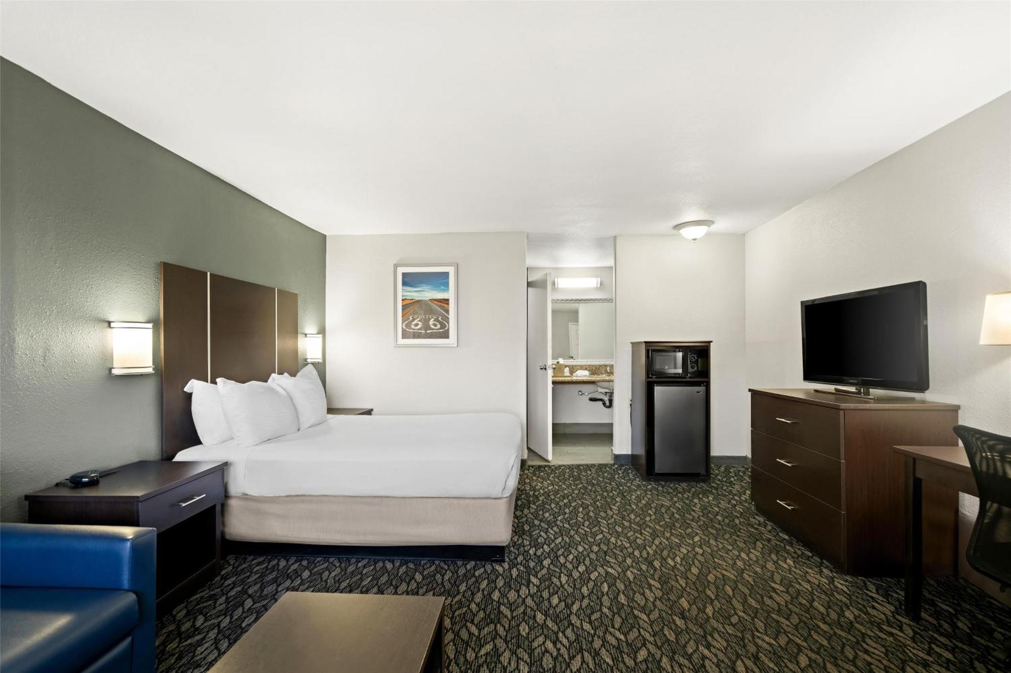 Best Western Desert Villa Inn Barstow Exterior photo